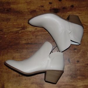 Womens Indie Heeled Booties